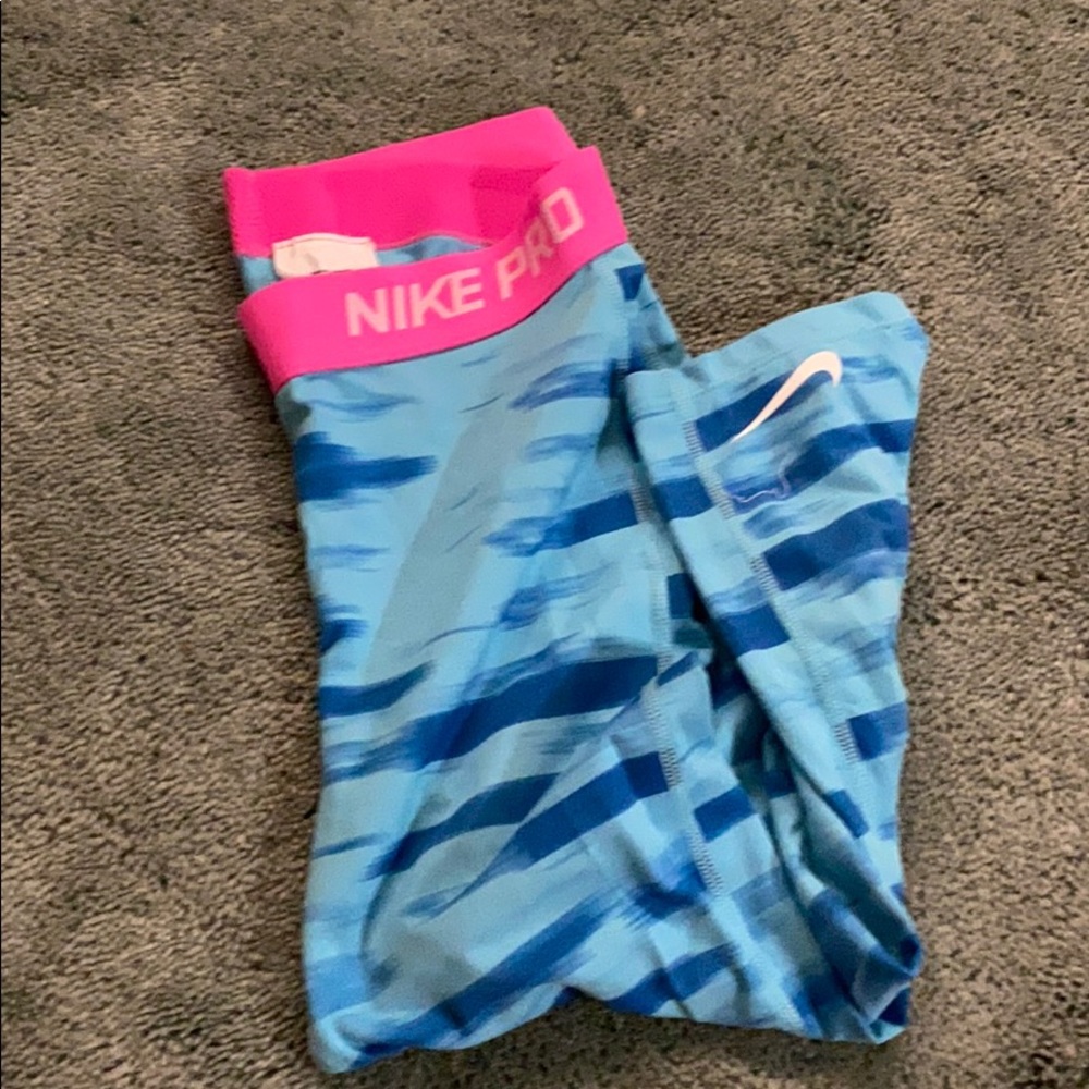 kids nike pro capris
